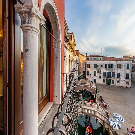 ゲストハウス La Veneziana Boutique 3*